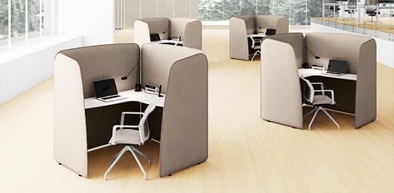 Postes de travail individuels cloisonnés gris avec fauteuils