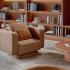 Fauteuil lounge camel aux flancs ondulés dans un bureau de direction, gamme Misurina - France Bureau